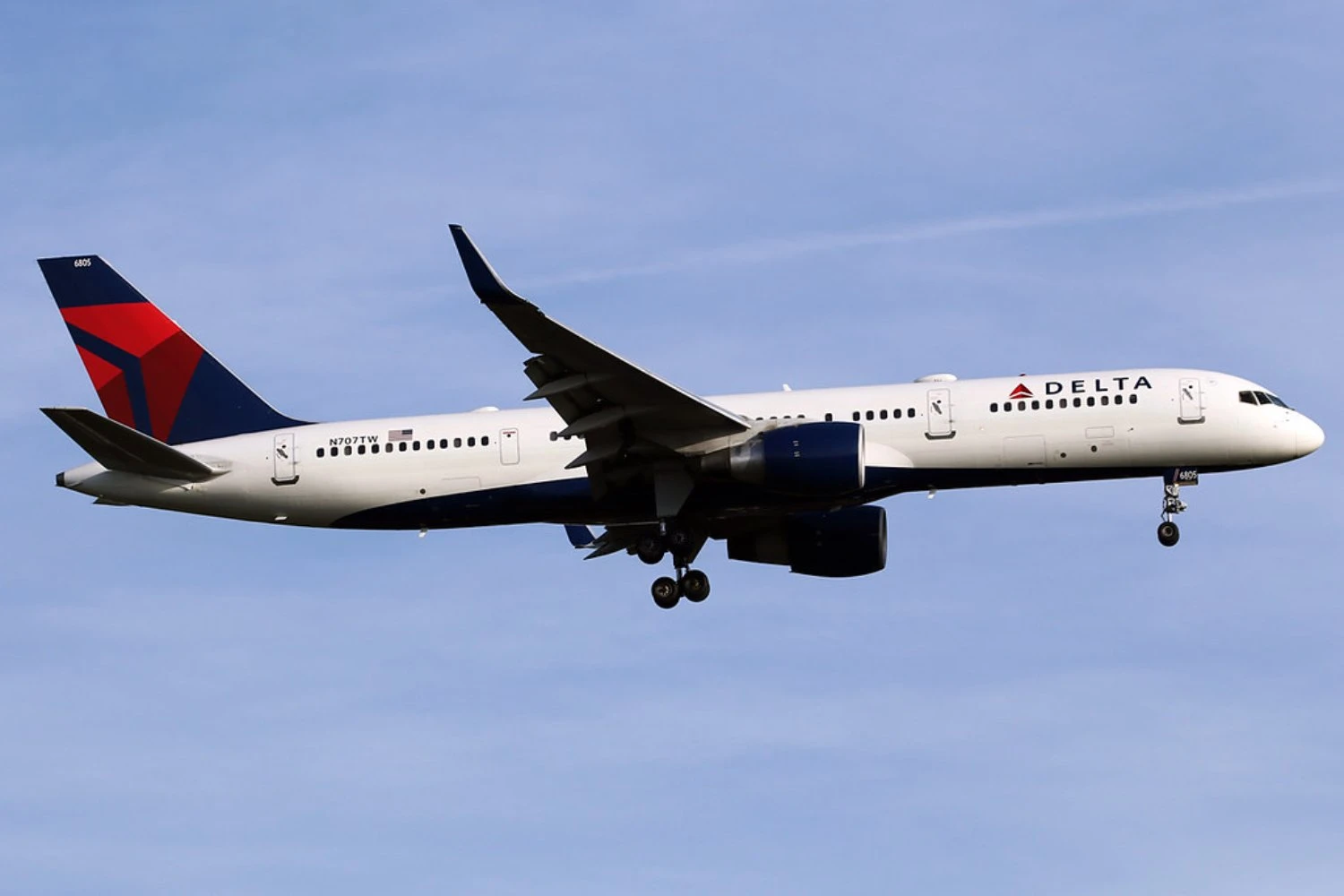 Delta Air Lines Boeing 757-200 de matrícula N707TW | JEROEN STROES AVIATION PHOTOGRAPHY