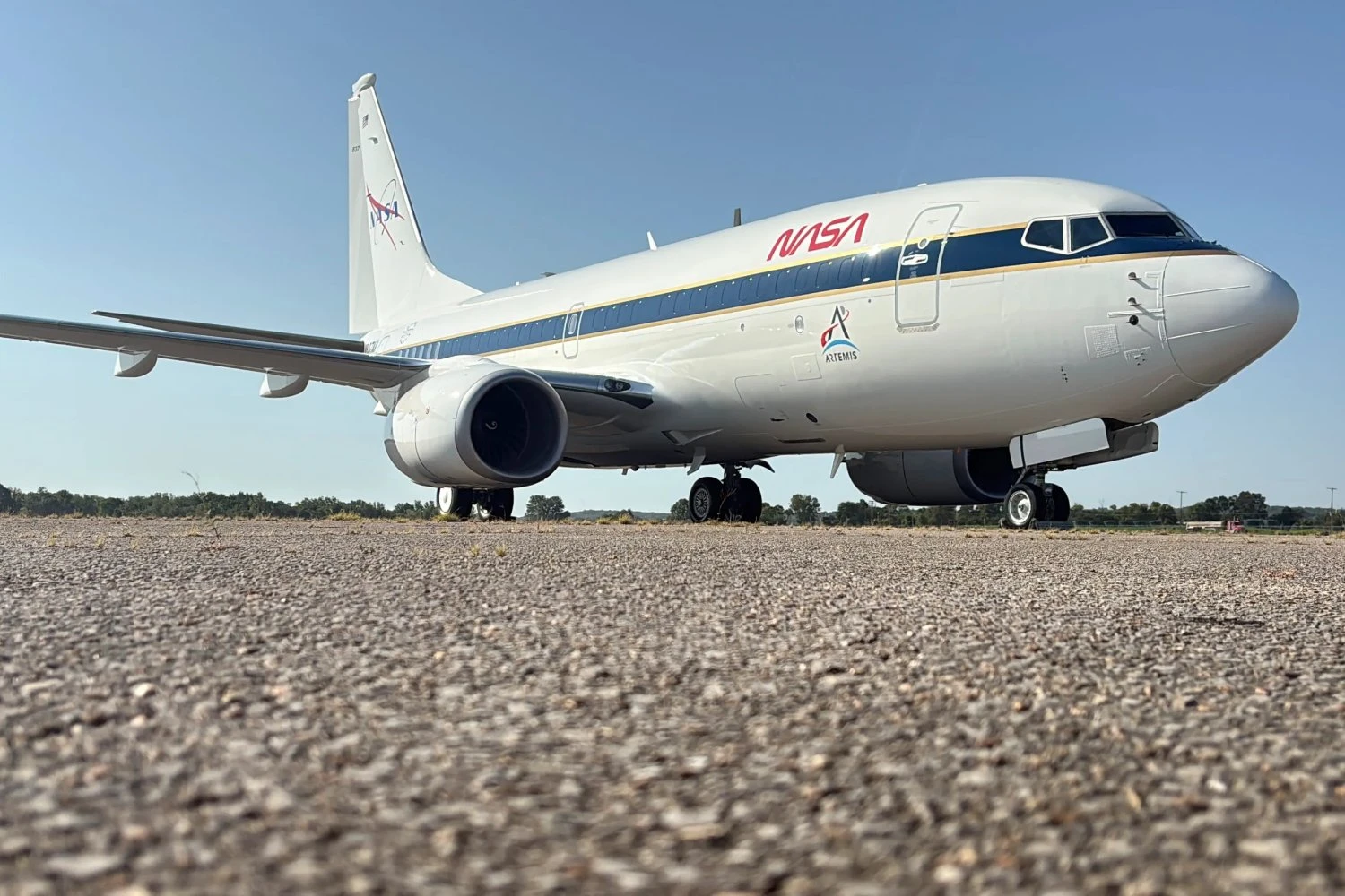 Boeing 737-700 ex-USAF agora é da NASA