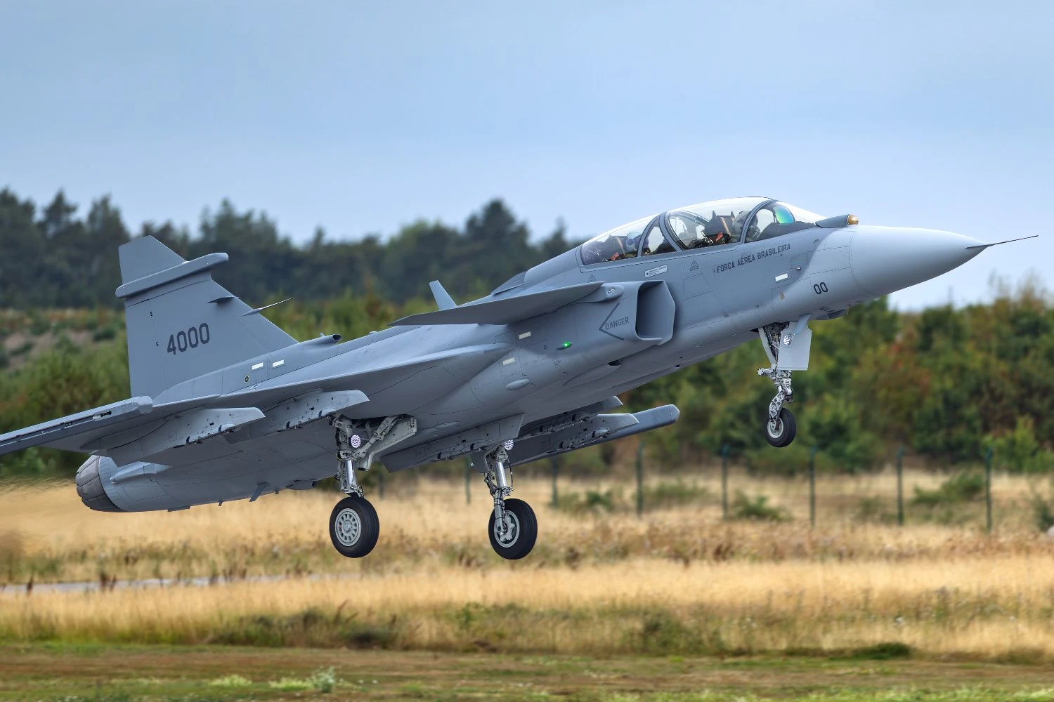 Primeiro voo do Gripen F de dois lugares | SAAB