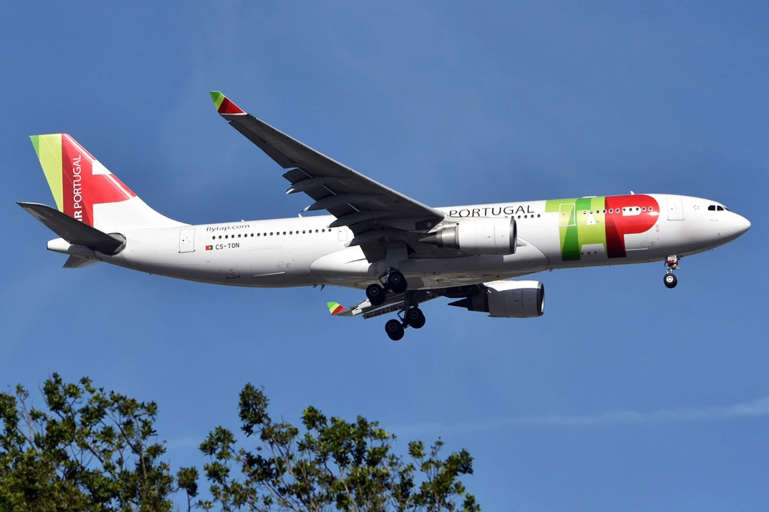 Airbus A330-200 da TAP retorna a Lisboa após despressurização em voo para Curitiba