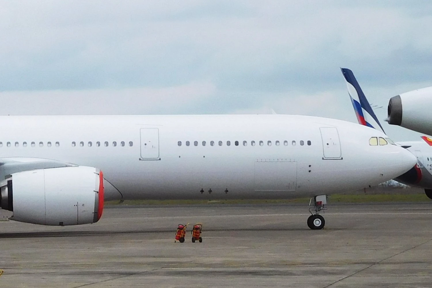 A330-900 sem pintura | CJP24