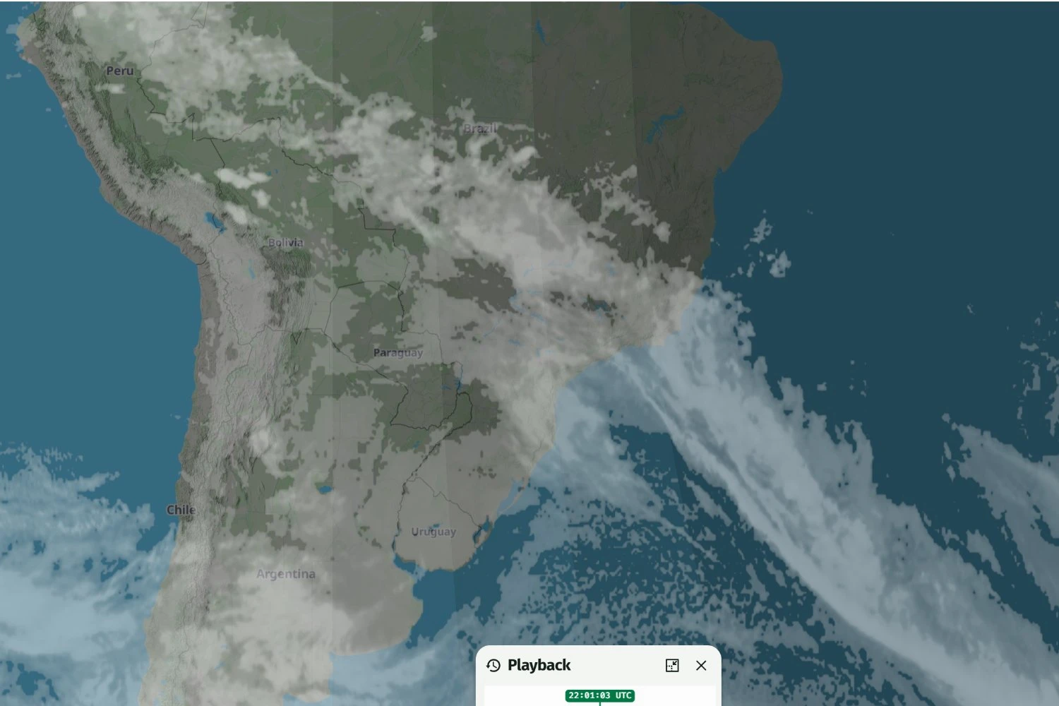Às 19h (BR) toda a frota de E2 da Azul estava no solo