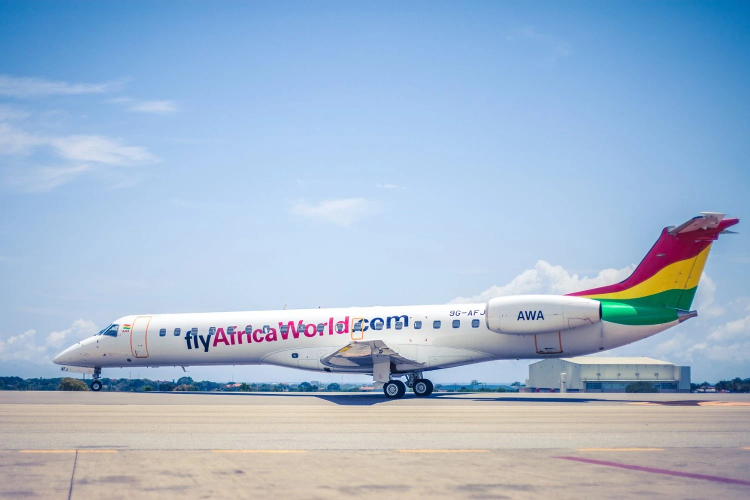 AWA Embraer E145