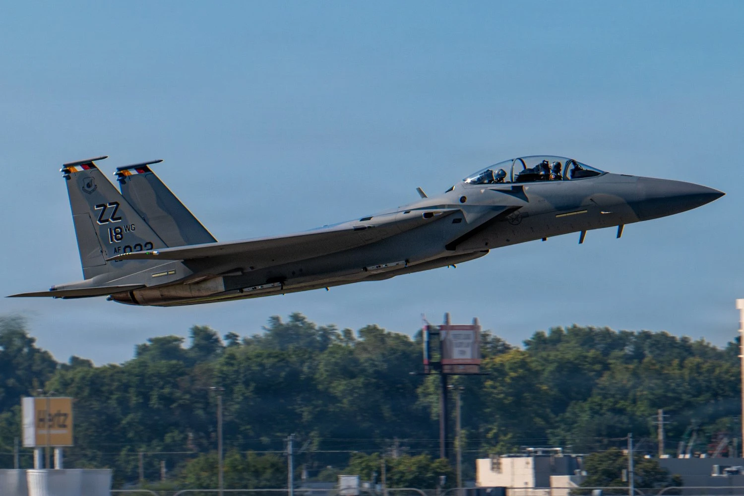 Primeiro F-15EX destinado a destacamento permanente no Japão é entregue à Força Aérea dos EUA