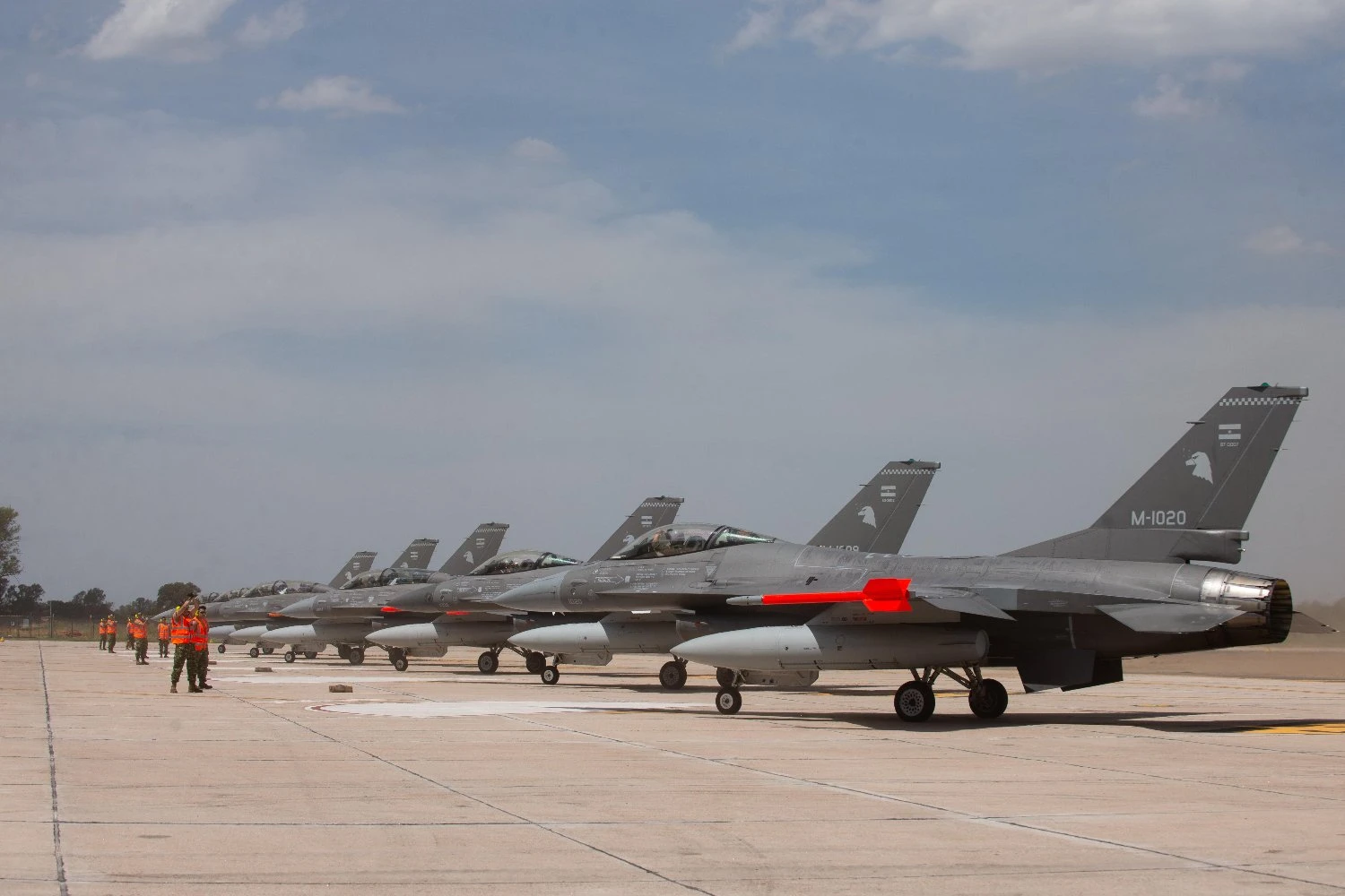 Argentina recebe mais seis caças F-16 e pode antecipar entregas restantes
