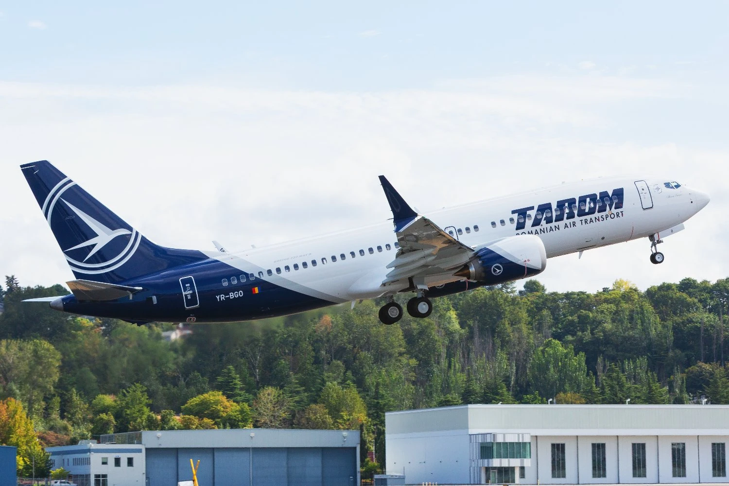 TAROM recebe seu primeiro Boeing 737 MAX