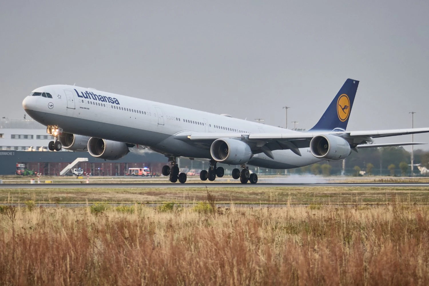A340-600 D-AIHW | LUFTHANSA