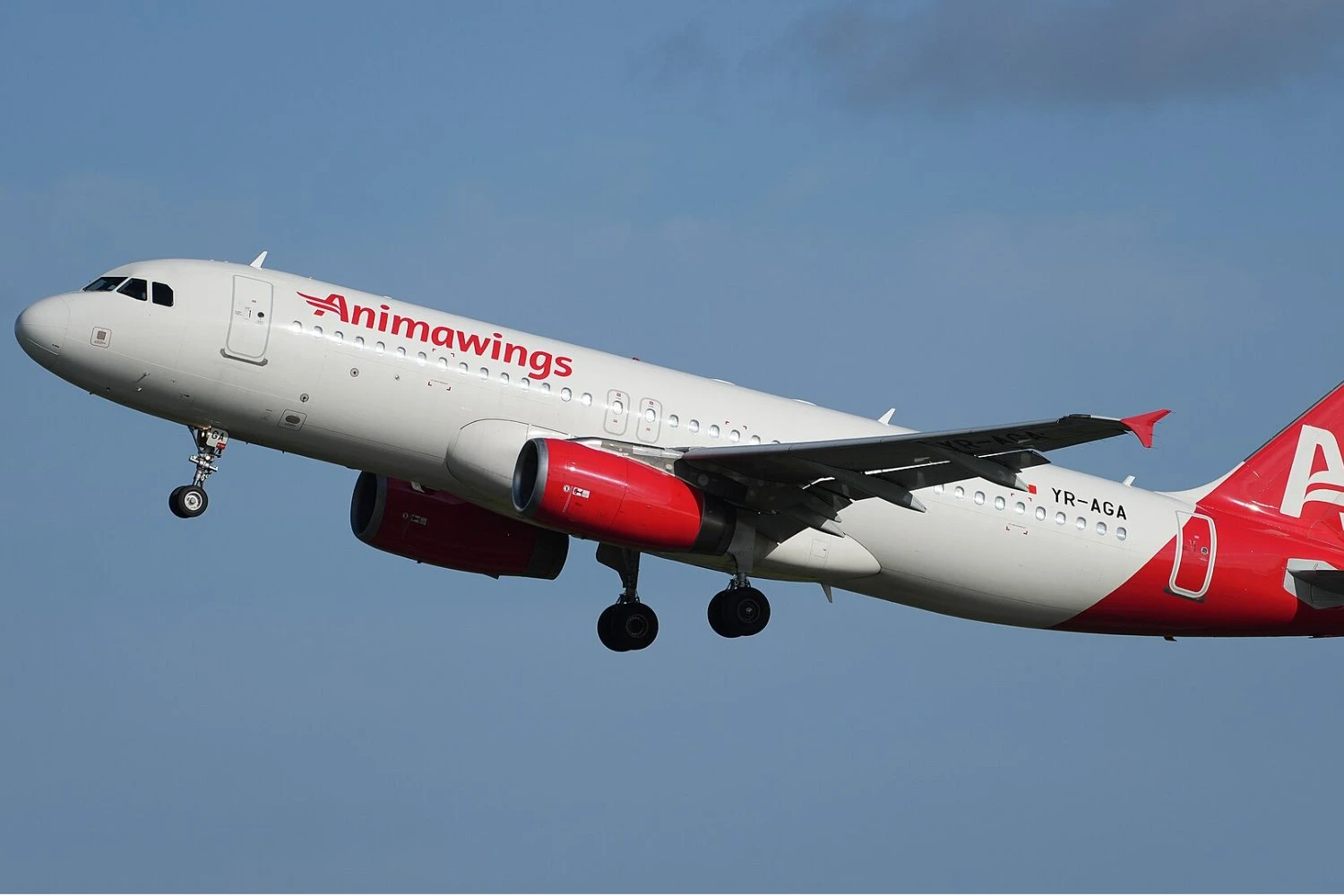Airbus A320 Animawings YR-AGA