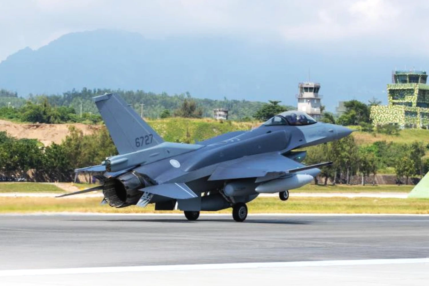 Primeiro caça F-16 Bloco 70 de Taiwan