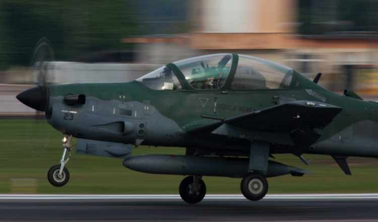 O treinamento de pilotos será feito no Super Tucano