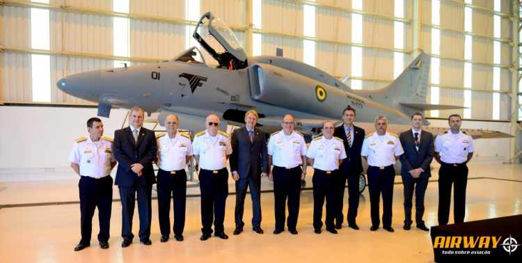 Primeiro AF-1 modernizado é entregue a Marinha do Brasil em Gavião Peixoto (SP)