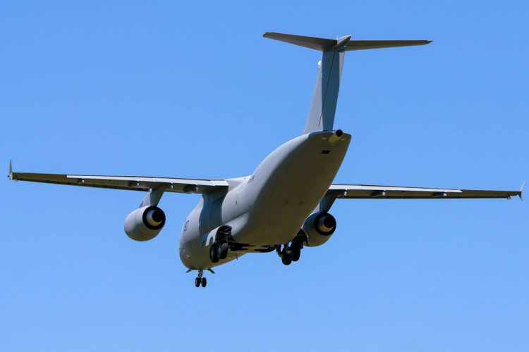 O AN-178 pode decolar com 52,4 toneladas de peso máximo (foto - Antonov)