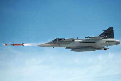 O Gripen C/D é diferente da versão "NG", que será entregue a FAB a partir de 2019 (Foto - Força Aérea da Suécia)