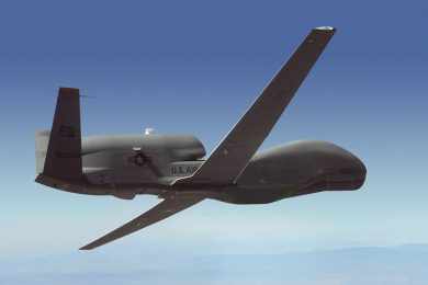 As forças armadas dos EUA já possuem mais de 50 unidades do Global Hawk (Foto - Northrop)