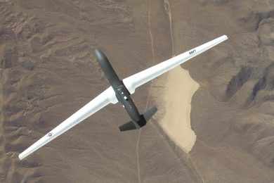 O drone da Northrop pode permanecer voando por 28 horas seguidas