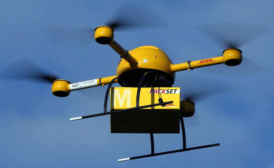 O Paketkopter do Correio da Alemanha é um drone conceitual que transporta remédios