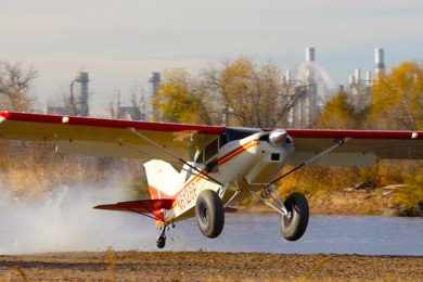 Os fabricantes recomendam não superar a velocidade máxima de 195 km/h (Foto - Just Aircraft)