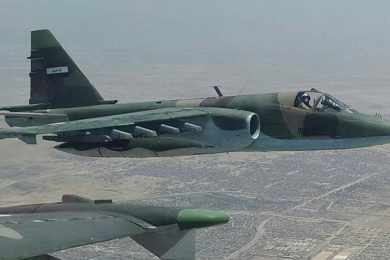 Avião de ataque Su-25 com as cores do Iraque. Aparelhos são utilizados contra as forças do Estado Islâmico (Foto - Wikipedia)