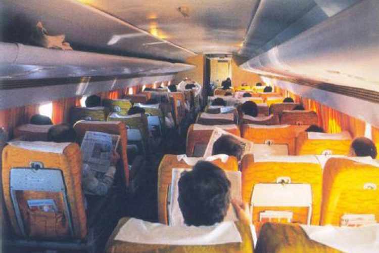 Electra era capaz de levar 90 passageiros com conforto para os padrões da época