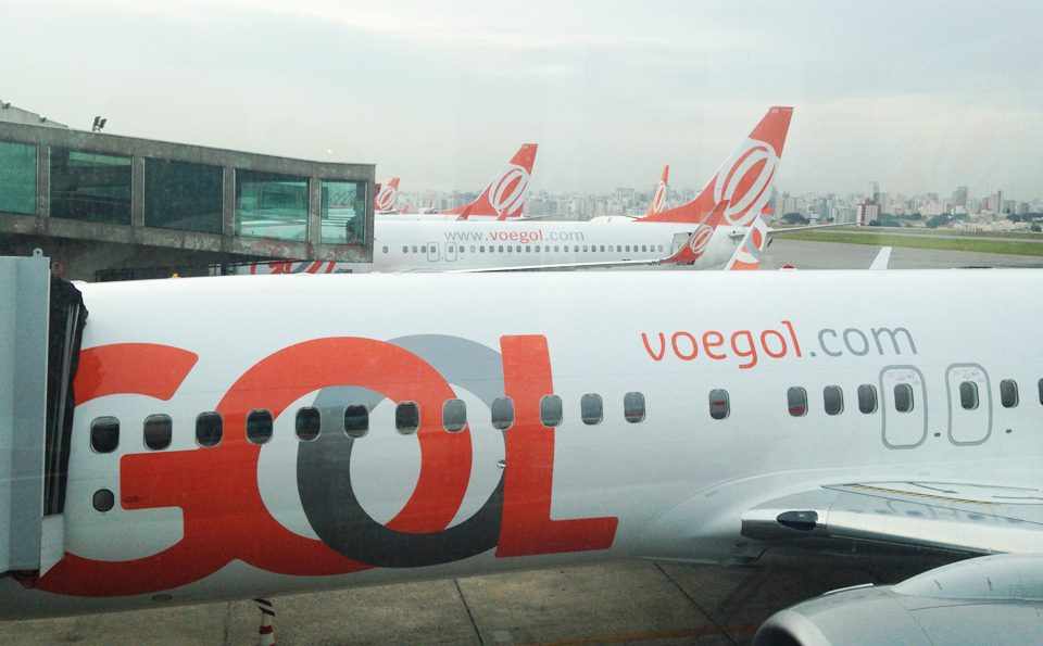 O Boeing 737 com a nova pintura da Gol estreou em Congonhas nessa quarta-feira (15) (Foto - Thiago Vinholes)