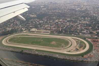 Imagem aérea do Jockey Club de São Paulo (Foto - Thiago Vinholes)