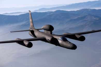 O Lockheed U-2 pode cumprir missões de vigilância e espionagem (Foto - USAF)