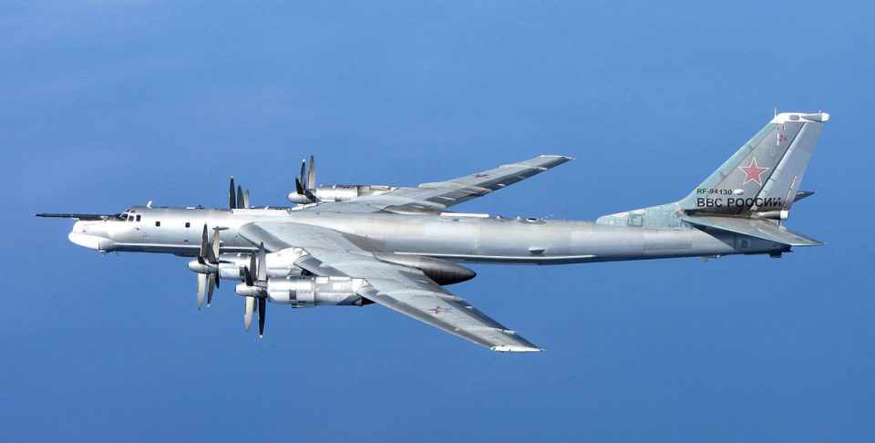 O Tu-95 "Bear" é o avião com motores a hélice mais rápido do mundo, capaz de alcançar até 920 km/h (Foto - Força Aérea da Rússia)