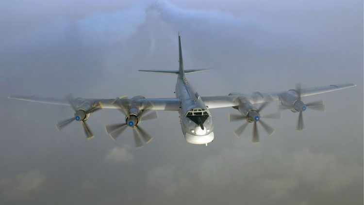 Projetado nos anos 1950, o Tu-95 foi um dos maiores símbolos da URSS durante a Guerra Fria (Foto - Força Aérea da Rússia)