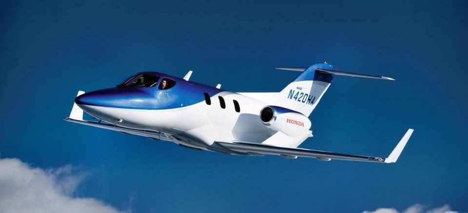 O HondaJet voa a velocidade de cruzeiro de 778 km/h e carrega até 5 passageiros (Foto - Honda)