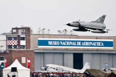 Sem os Mirage, a função de interceptação será passada aos lentos A-4 e Pampa IA-63 (Foto - MirageArgentina)