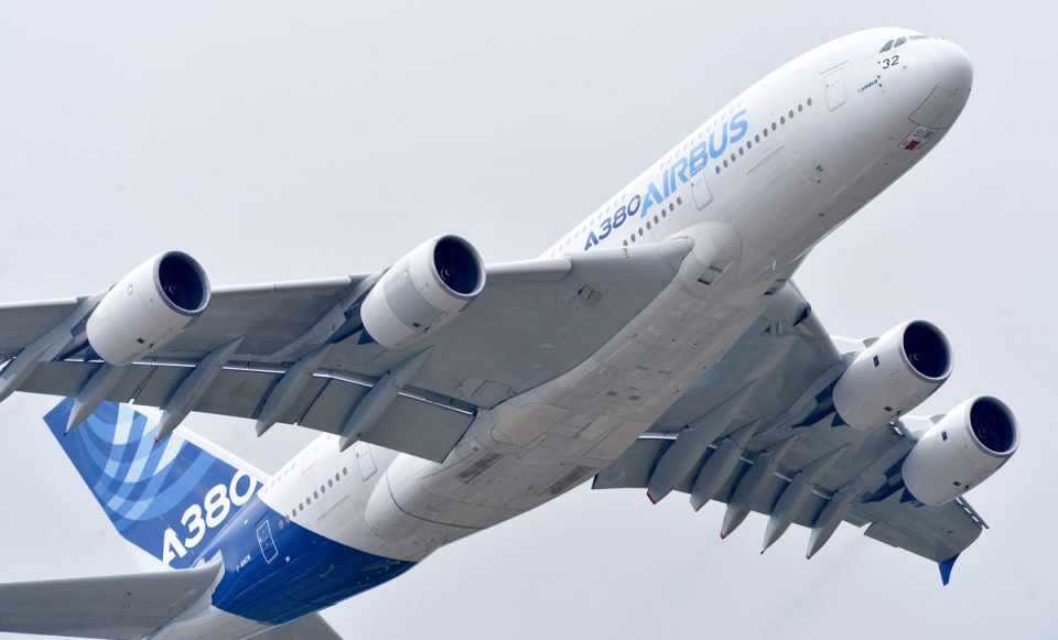 A Airbus já entregou mais de 160 unidades do A380; cada unidade da aeronave custa cerca de US$ 420 milhões (Foto - Airbus)