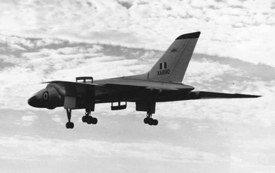 O protótipo VX770 foi apresentado de forma "radical" em 1954 durante o Festival de Farnborough, na Inglaterra (Foto - RAF) 