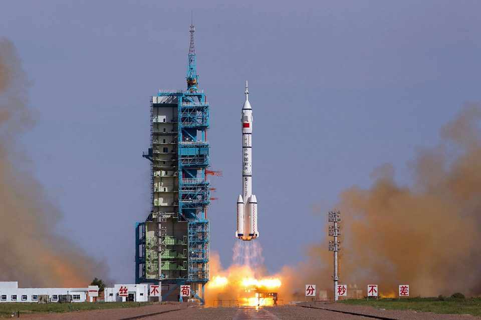 A China já possui total conhecimento sobre o desenvolvimento de foguetes; na imagem o modelo Long March 5 (Foto - Xinhua)