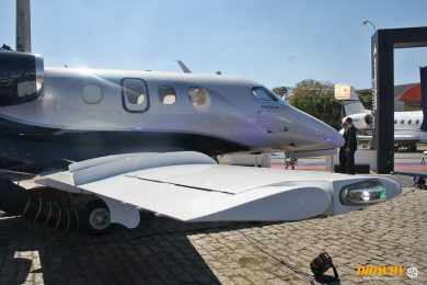 O famoso Embraer Phenom também está na Labace (Foto - Airway)