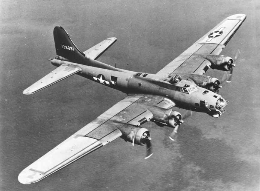 Enquanto os alemães se esforçavam para criar um bombardeiro de longo alcance, B-17 americanos lançavam bombas sobre as fábricas