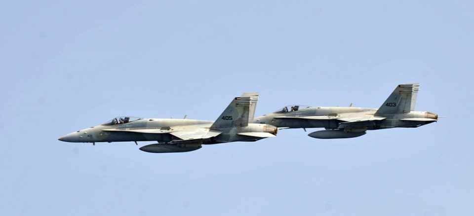 O Kuwait conta com a cobertura aérea de modernos caças Boeing F/A-18 (Divulgação)