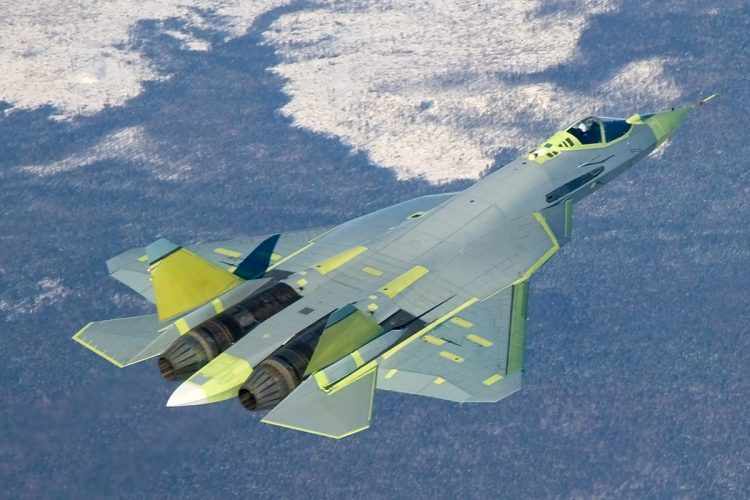 Sukhoi PAK FA (T-50) é um caça de 5ª geração que absorveu vários ensinamentos da supermanobrabilidade