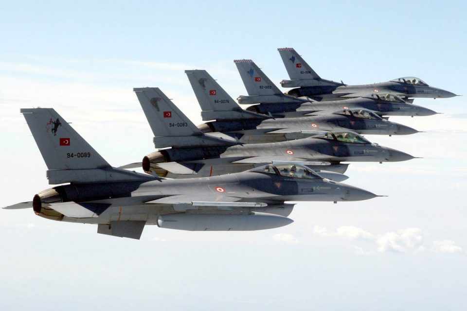 O principal caça da Turquia é o F-16 Falcon, desenvolvido nos EUA (Divulgação)