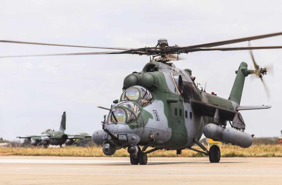 O Mi-35 é um dos helicópteros de ataque com maior poder de fogo da atualidade (FAB)