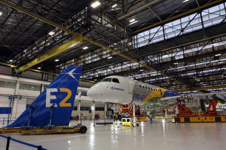 O E190-E2 terá alcance de até 2.800 km; a primeira entrega é prevista para 2018 (Embraer)