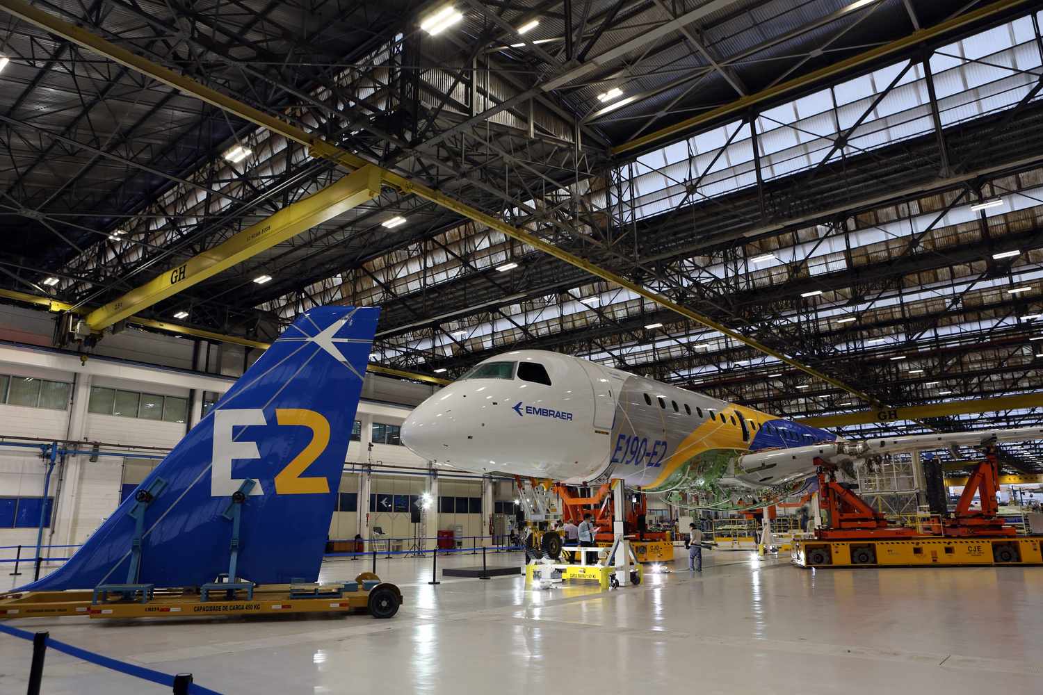 O E190-E2 terá alcance de até 2.800 km; a primeira entrega é prevista para 2018 (Embraer)