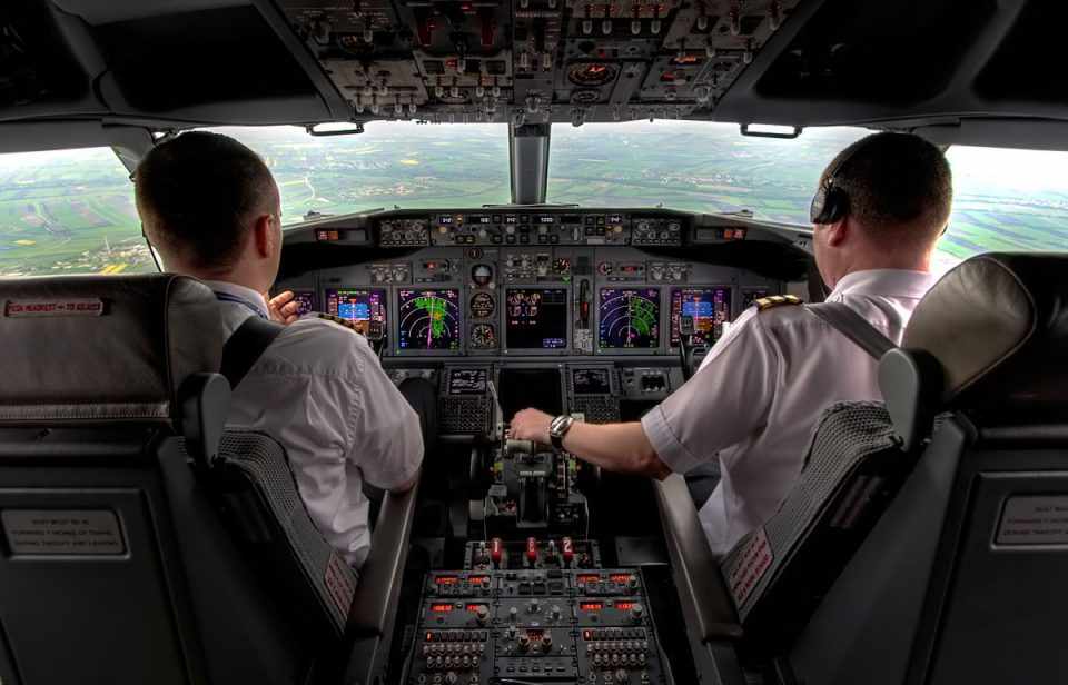 O controle digital exige a instalação de equipamentos no aeroporto e também no avião (Boeing)