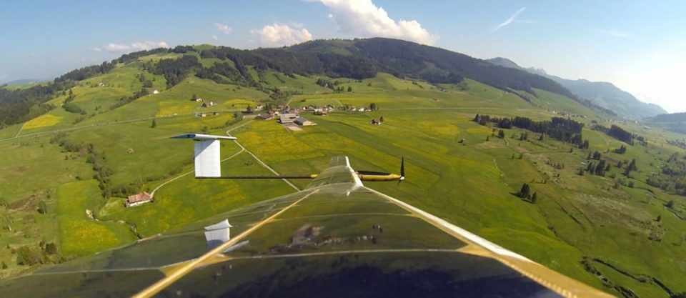 O avião solar pode alcançar até 1.600 metros de altitude (Divulgação)