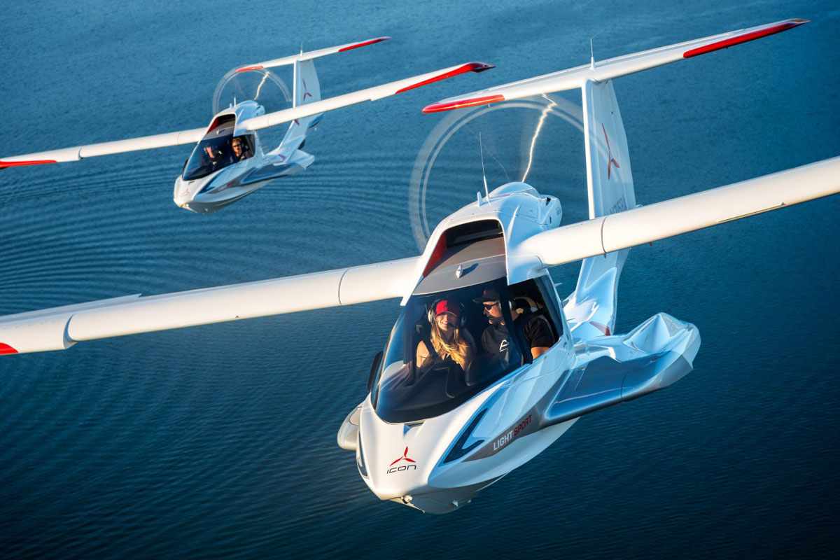 O Icon A5 pode voar por 45 minutos a velocidade máxima de 176 km/h (Icon Aircraft)