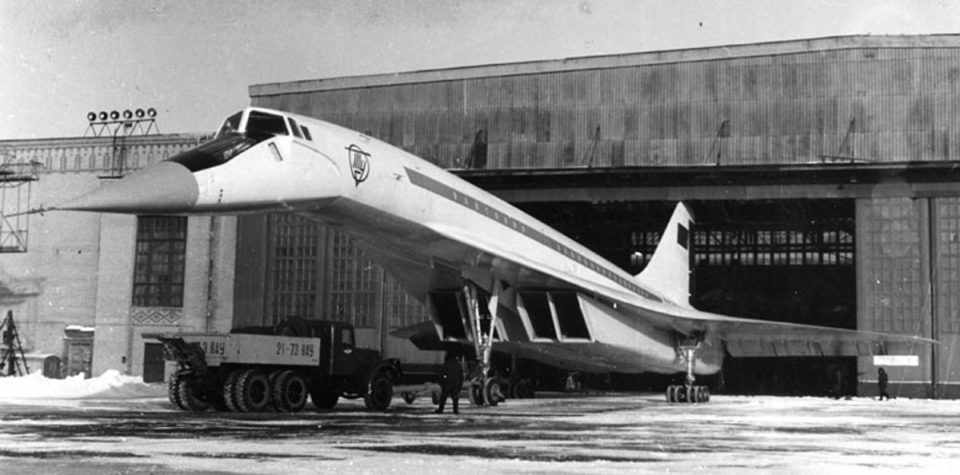 Nariz retrátil era uma das coincidência de projeto com o Concorde