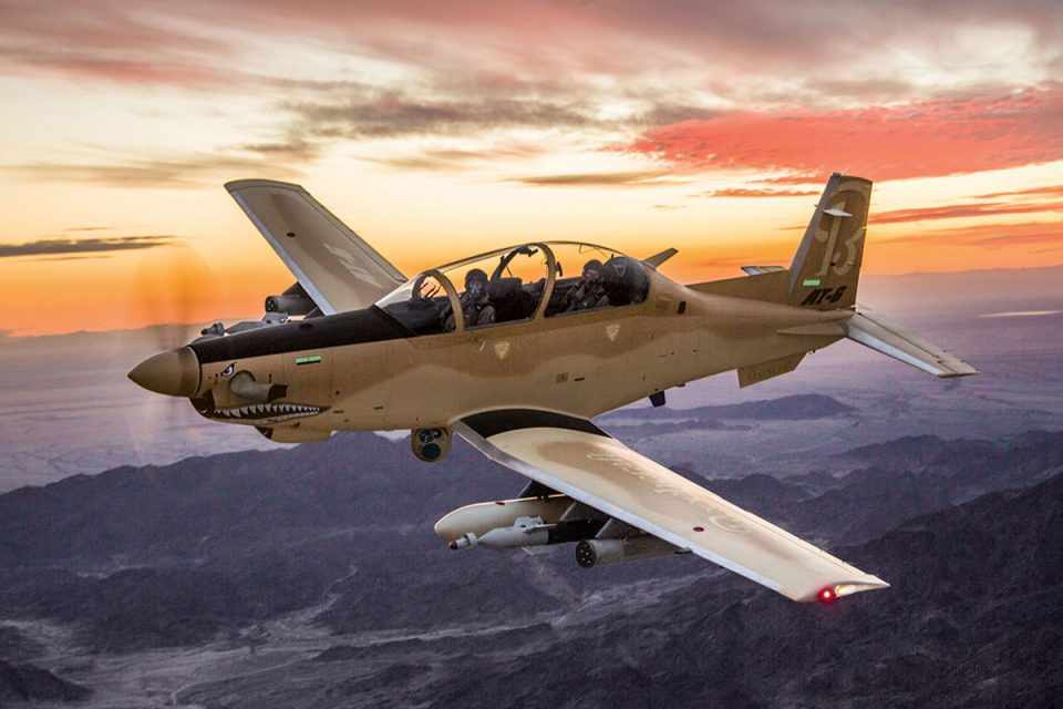 O AT-6 'Wolverine' pode carregar 15 tipos diferentes de armamentos (Beechcraft)