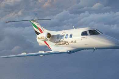 Escola com asas: Embraer Phenom 100E tem equipamentos semelhantes aos de jatos de grande porte (Embraer)