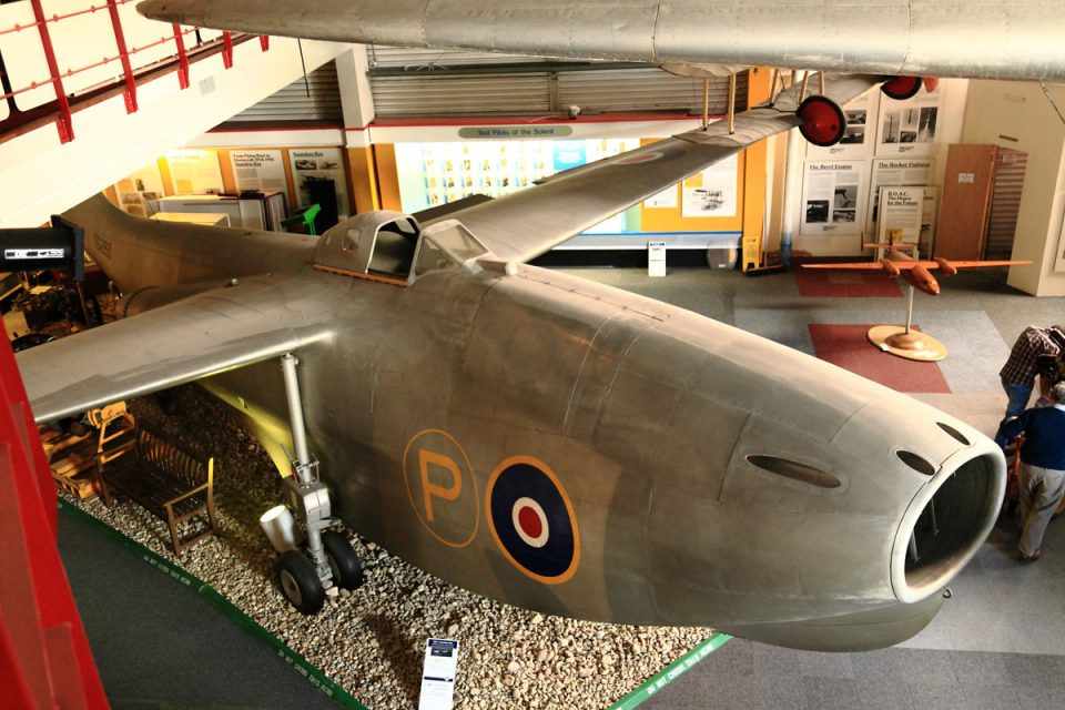 Dos três protótipos construídos, apenas o primeiro sobreviveu e foi preservado no Solent Sky Museum, na Inglaterra (Solent Sky)