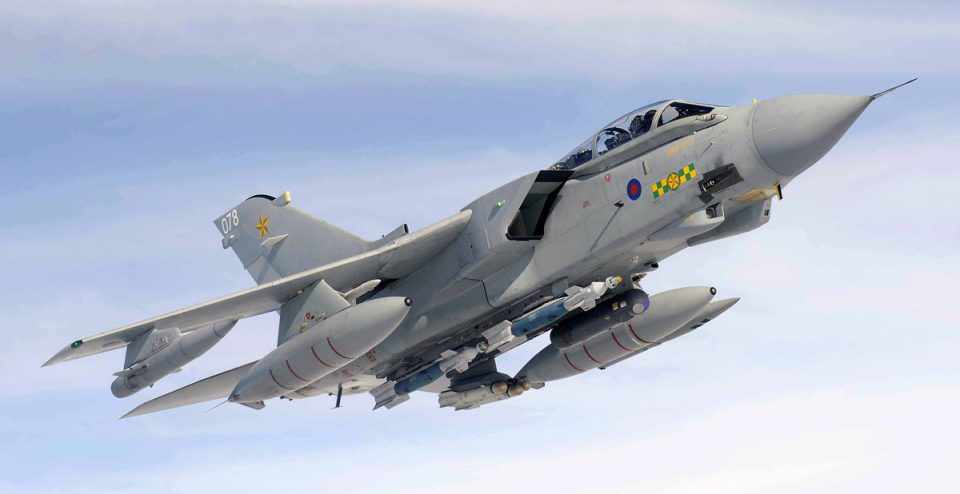 O caça-bombardeiro Tornado ataca o EI no Iraque a partir de bases na Jordânia e Catar (RAF)