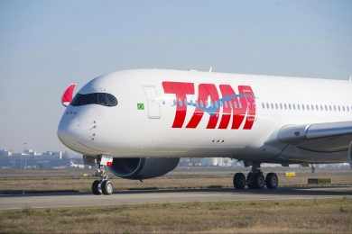 A Latam, ainda como Tam, foi um dos primeiros operadores do A350-900 (Airbus)